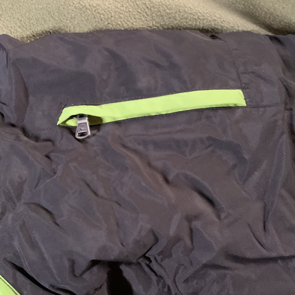 NWT Men’s AKD MKS black and green coat. Size XL. - Picture 5 of 10